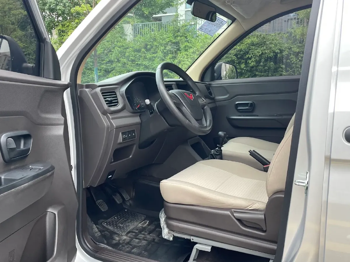 2022 JinBei Little Sea Lion X30 1.5L 102HP L4 5MT,autocango,china used car exporter,china ev exporter,chinese used car exporter,chinese used ev exporter