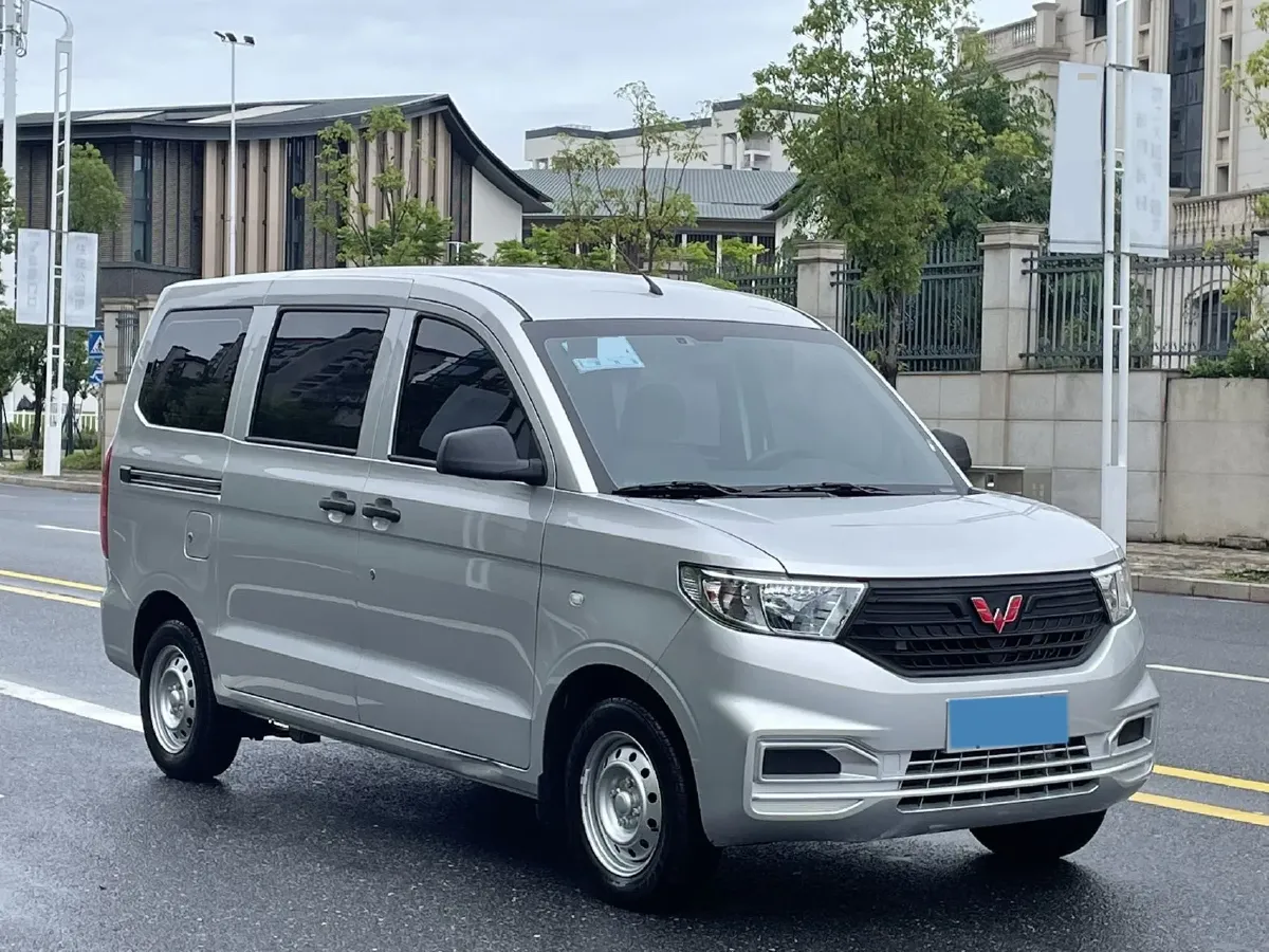2022 JinBei Little Sea Lion X30 1.5L 102HP L4 5MT,autocango,china used car exporter,china ev exporter,chinese used car exporter,chinese used ev exporter