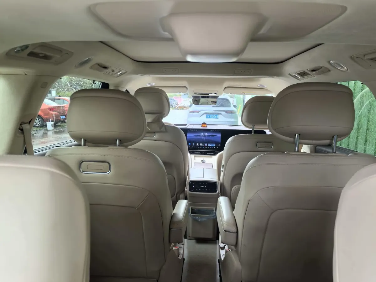 2024 AITO AITO M9 1.5T 152HP L4 REEV 42KWH,autocango,china used car exporter,china ev exporter,chinese used car exporter,chinese used ev exporter