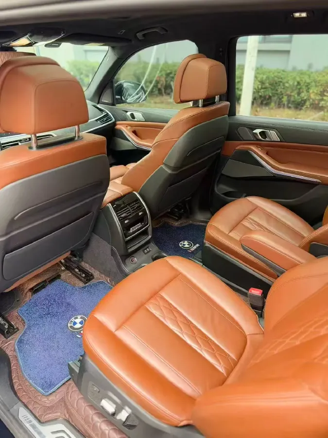 2021 BMW X7 3.0T 340HP L6 8AT,autocango,china used car exporter,china ev exporter,chinese used car exporter,chinese used ev exporter