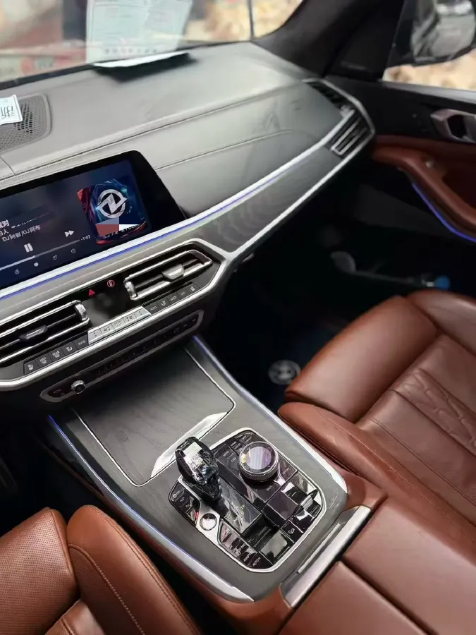 2021 BMW X7 3.0T 340HP L6 8AT,autocango,china used car exporter,china ev exporter,chinese used car exporter,chinese used ev exporter
