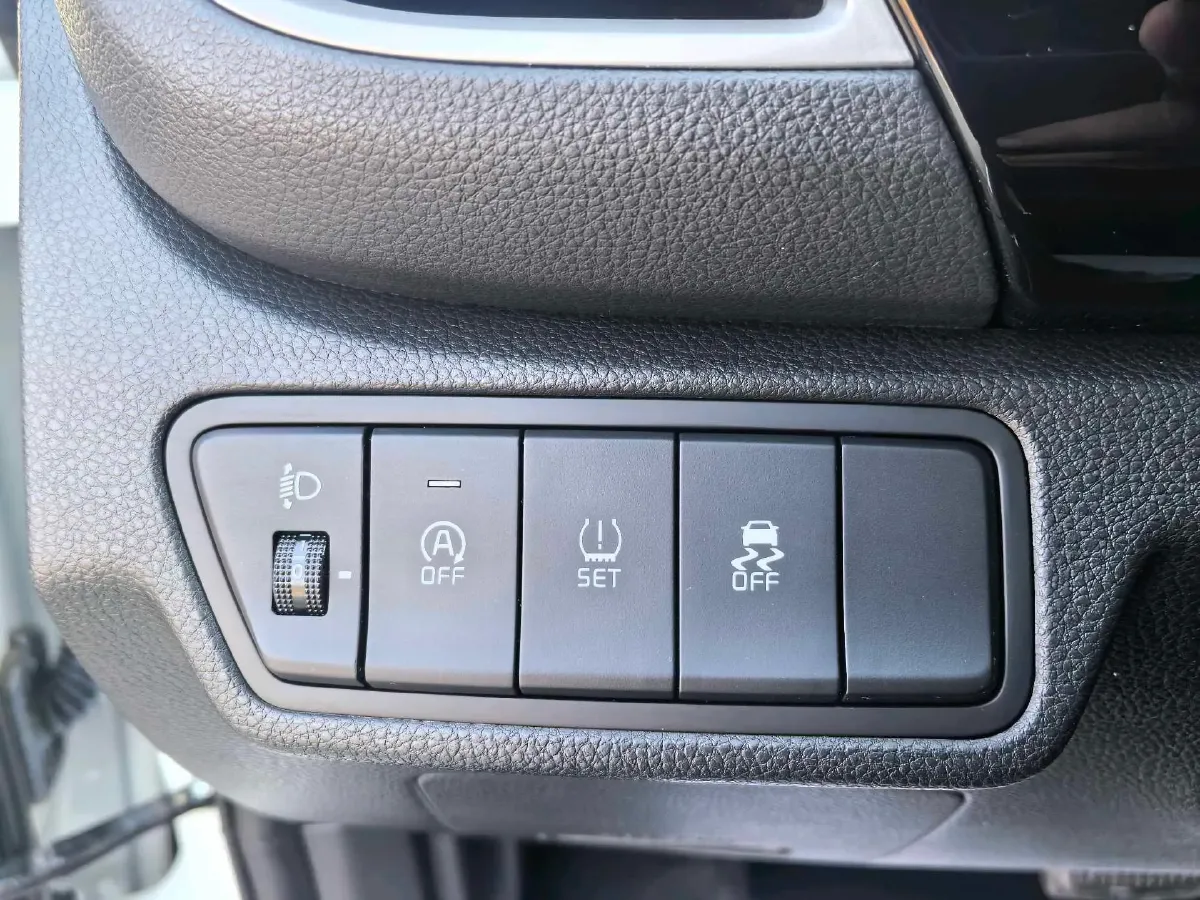 2021 Kia KX3 1.5L 115HP L4 CVT,autocango,china used car exporter,china ev exporter,chinese used car exporter,chinese used ev exporter