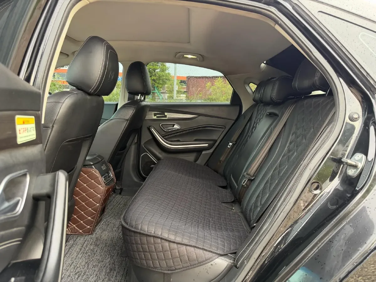 2019 BeiJing Auto EU7 BEV 60.225KWH,autocango,china used car exporter,china ev exporter,chinese used car exporter,chinese used ev exporter