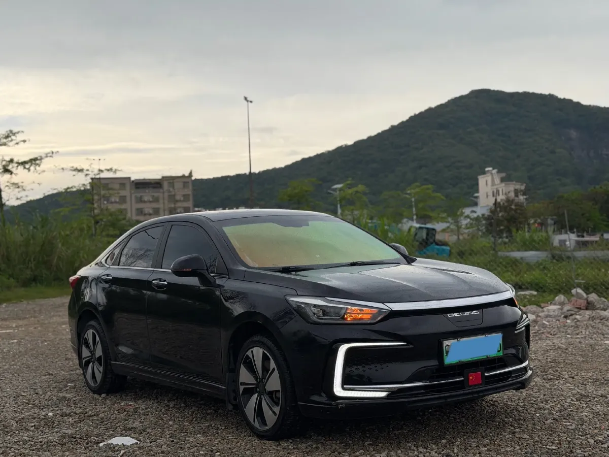 2019 BeiJing Auto EU7 BEV 60.225KWH,autocango,china used car exporter,china ev exporter,chinese used car exporter,chinese used ev exporter