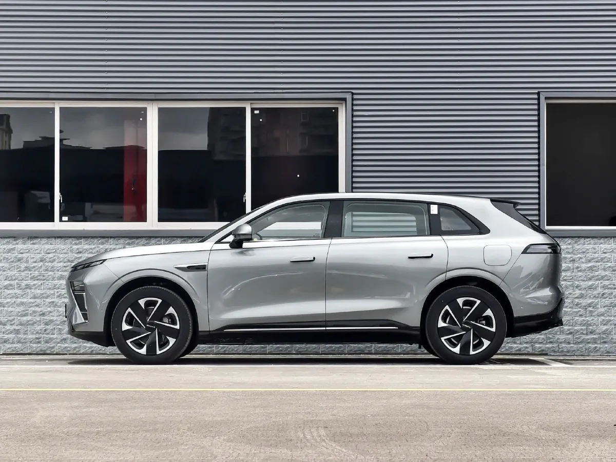 2024 Exceed Sterra ET REEV 156HP REEV 32KWH,autocango,china used car exporter,china ev exporter,chinese used car exporter,chinese used ev exporter