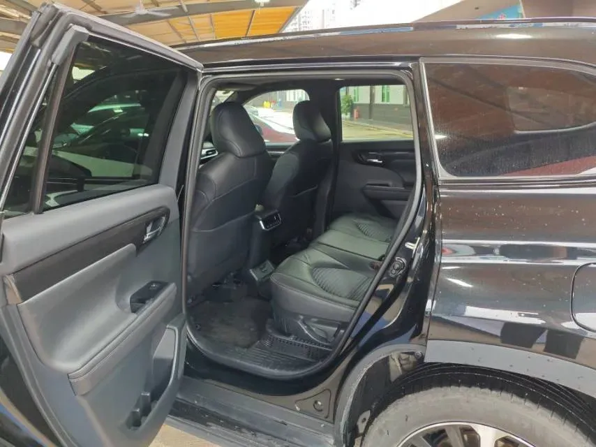 2023 Toyota Crown Kluger 2.5L 189HP L4 E-CVT Hybrid,autocango,china used car exporter,china ev exporter,chinese used car exporter,chinese used ev exporter