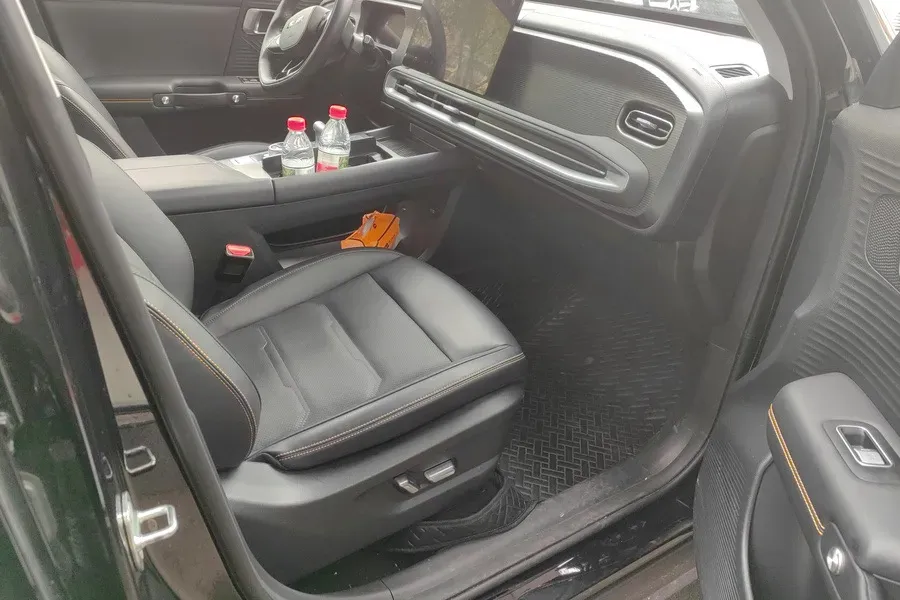 2024 Beijing BJ30 1.5T 158HP L4 2DHT Hybrid,autocango,china used car exporter,china ev exporter,chinese used car exporter,chinese used ev exporter