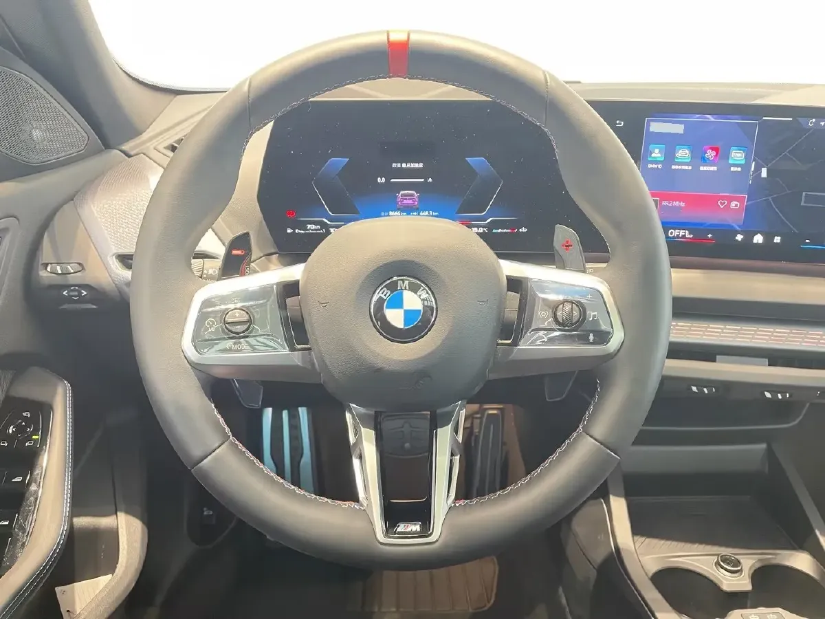 2025 BMW 2.0T 300HP L4 7DCT,autocango,china used car exporter,china ev exporter,chinese used car exporter,chinese used ev exporter