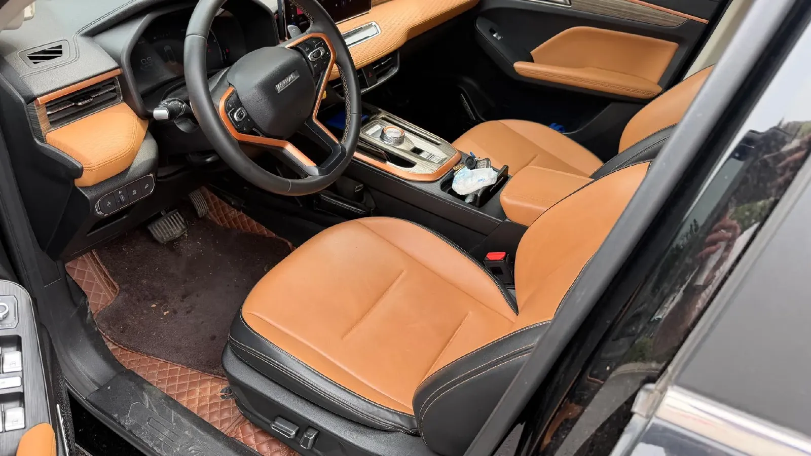 2021 Haval Jolion 1.5T 150HP L4 7DCT,autocango,china used car exporter,china ev exporter,chinese used car exporter,chinese used ev exporter