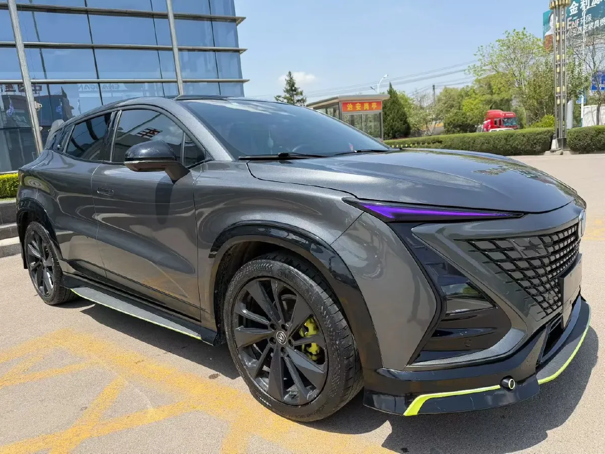 2022 ChangAn UNI-T 1.5T 188HP L4 7DCT,autocango,china used car exporter,china ev exporter,chinese used car exporter,chinese used ev exporter