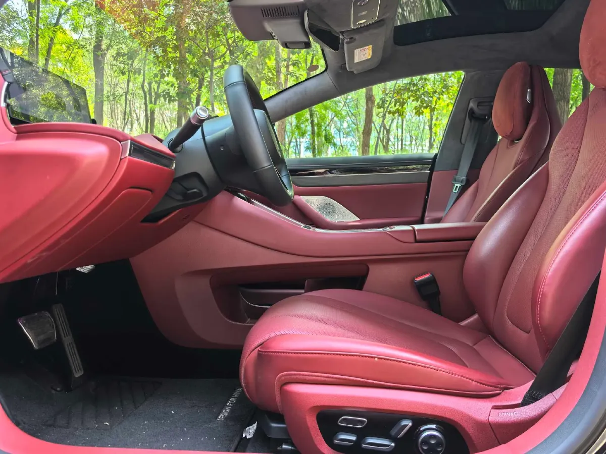 2025 Luxeed S7 BEV 100KWH,autocango,china used car exporter,china ev exporter,chinese used car exporter,chinese used ev exporter