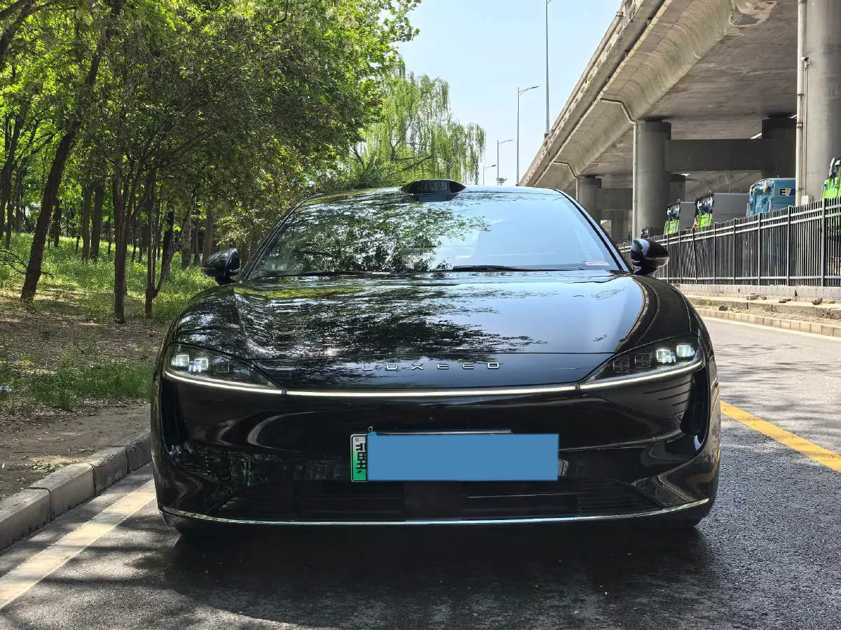 2025 Luxeed S7 BEV 100KWH,autocango,china used car exporter,china ev exporter,chinese used car exporter,chinese used ev exporter
