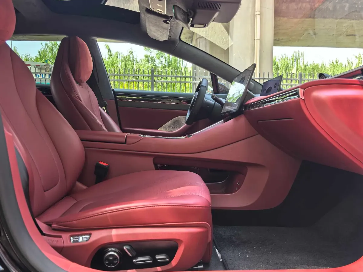 2025 Luxeed S7 BEV 100KWH,autocango,china used car exporter,china ev exporter,chinese used car exporter,chinese used ev exporter