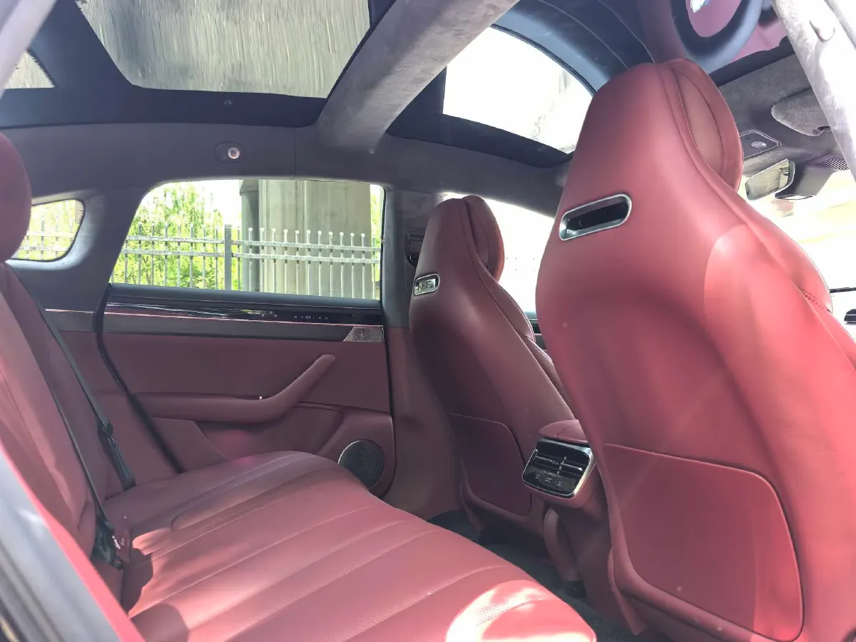 2025 Luxeed S7 BEV 100KWH,autocango,china used car exporter,china ev exporter,chinese used car exporter,chinese used ev exporter