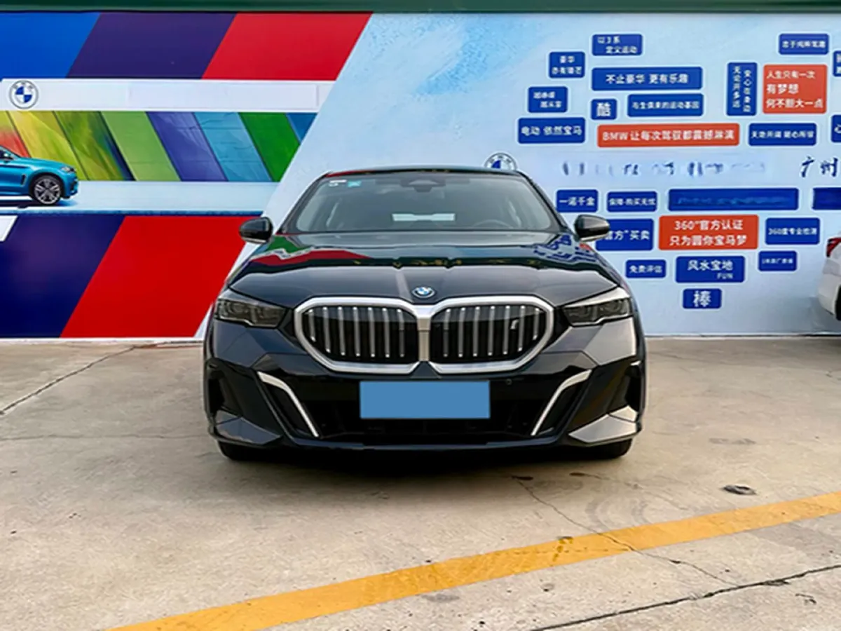 2025 BMW i5 BEV 96.96KWH,autocango,china used car exporter,china ev exporter,chinese used car exporter,chinese used ev exporter