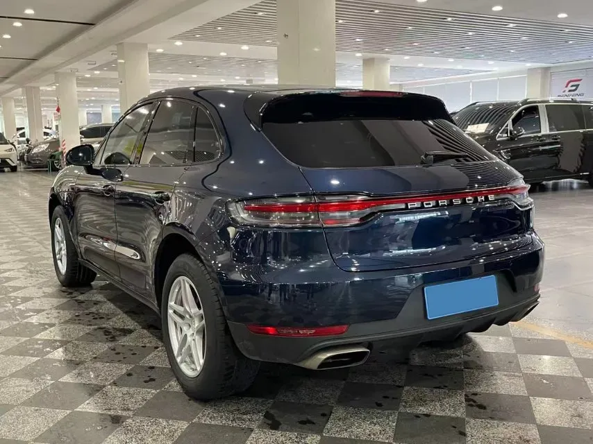 2020 Porsche Macan 2.0T 252HP L4 7DCT,autocango,china used car exporter,china ev exporter,chinese used car exporter,chinese used ev exporter