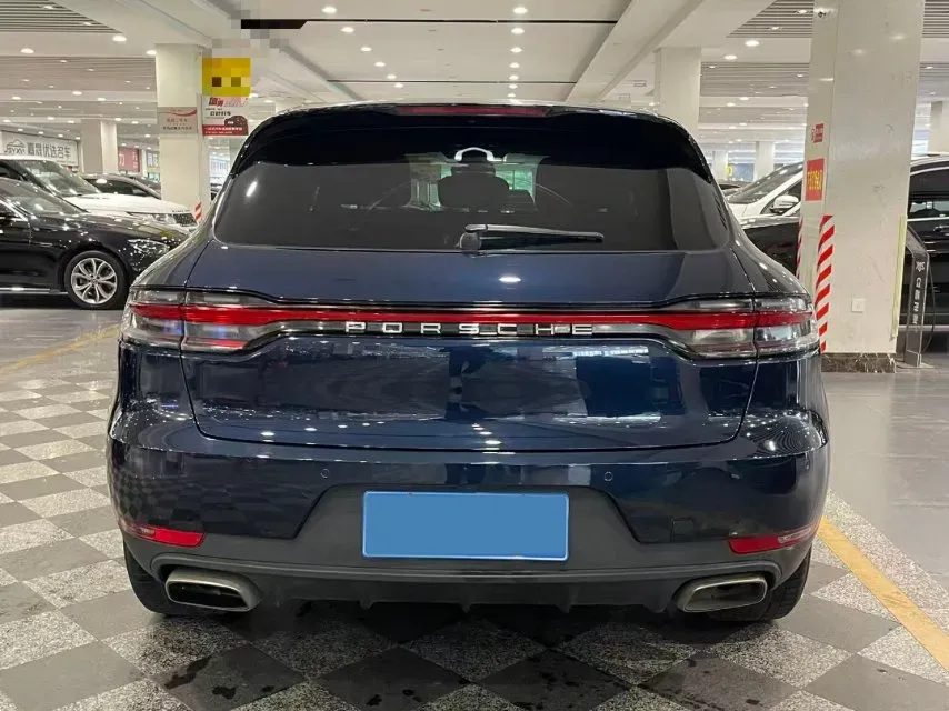 2020 Porsche Macan 2.0T 252HP L4 7DCT,autocango,china used car exporter,china ev exporter,chinese used car exporter,chinese used ev exporter