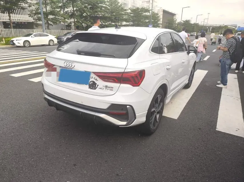 2020 Audi Q3 Sportback 2.0T 186HP L4 7DCT,autocango,china used car exporter,china ev exporter,chinese used car exporter,chinese used ev exporter