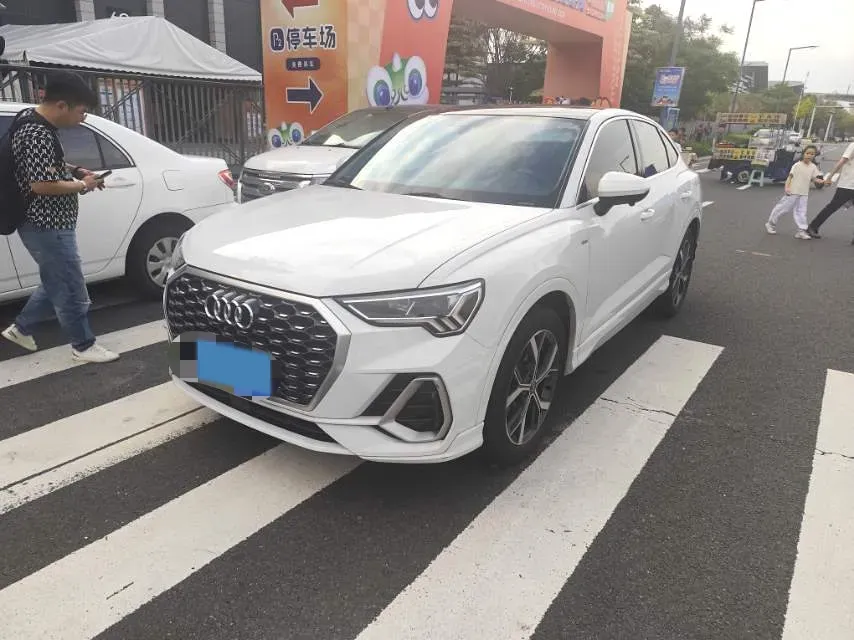 2020 Audi Q3 Sportback 2.0T 186HP L4 7DCT,autocango,china used car exporter,china ev exporter,chinese used car exporter,chinese used ev exporter