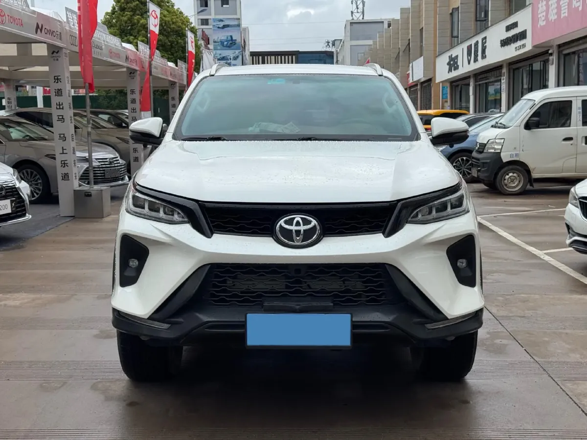 2018 Mitsubishi Pajero 3.0L 174HP V6 5AT,autocango,china used car exporter,china ev exporter,chinese used car exporter,chinese used ev exporter