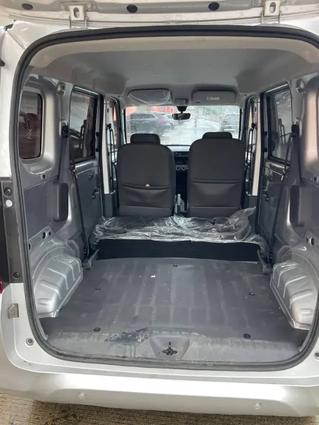 2025 WuLing ZhiGuang BEV,autocango,china used car exporter,china ev exporter,chinese used car exporter,chinese used ev exporter