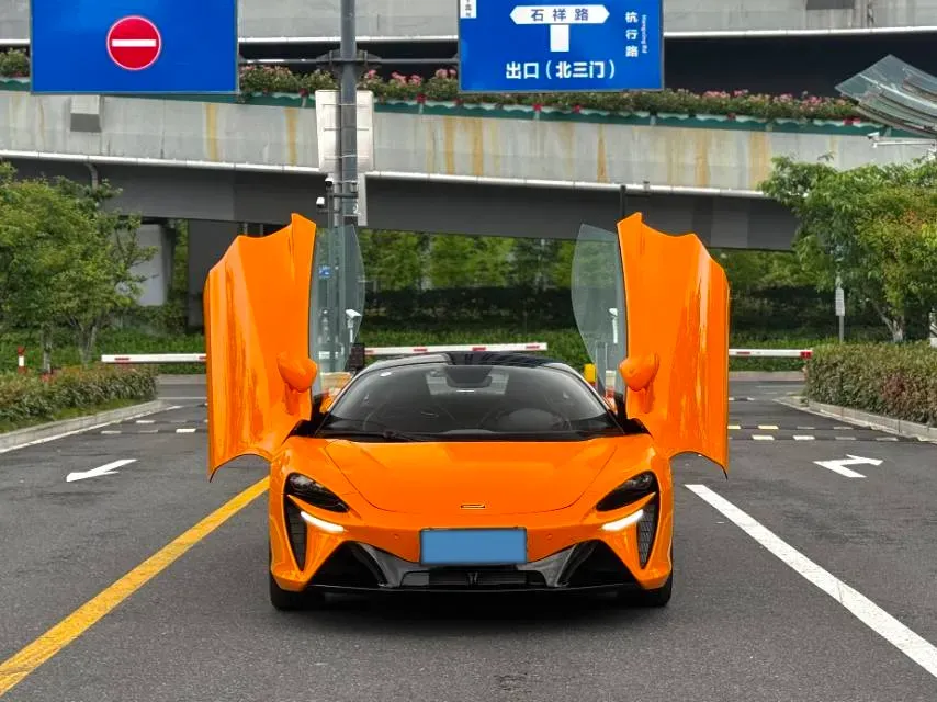 2023 McLaren Artura 3.0T 585HP V6 8DCT PHEV 7.4KWH,autocango,china used car exporter,china ev exporter,chinese used car exporter,chinese used ev exporter