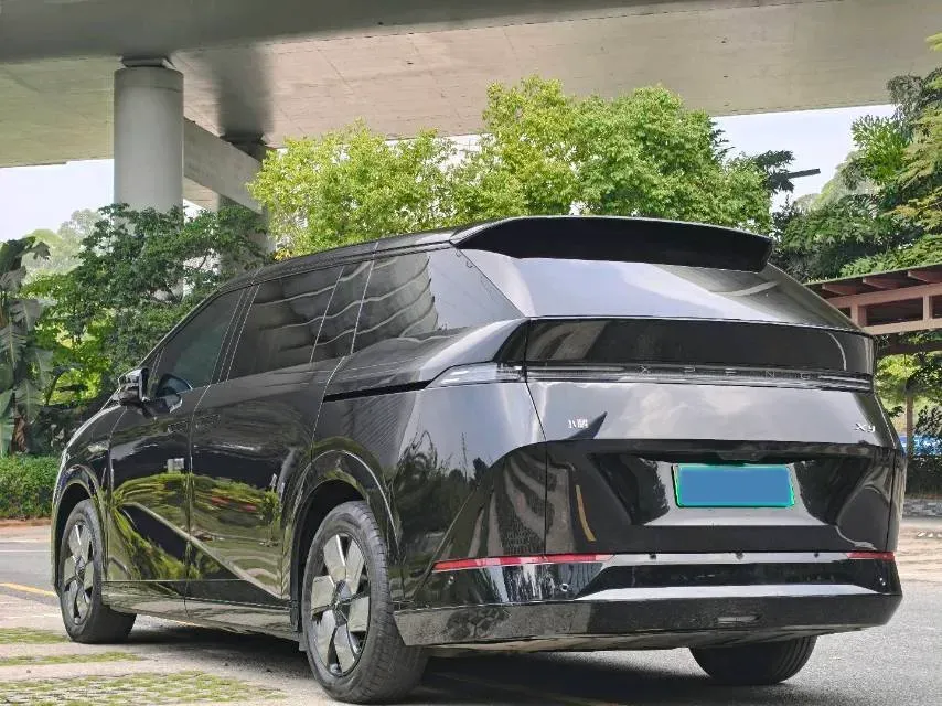 2024 Xpeng X9 BEV 101.5KWH,autocango,china used car exporter,china ev exporter,chinese used car exporter,chinese used ev exporter