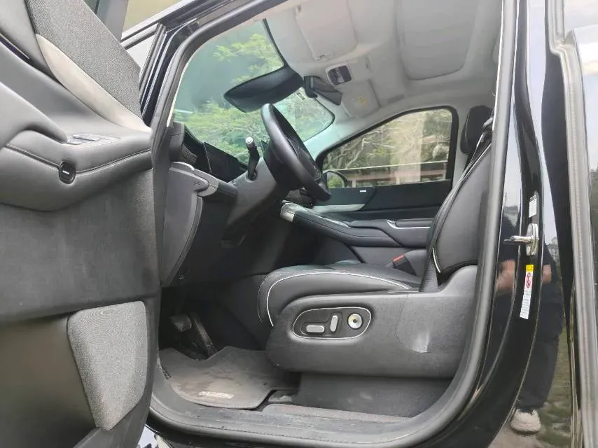 2024 Xpeng X9 BEV 101.5KWH,autocango,china used car exporter,china ev exporter,chinese used car exporter,chinese used ev exporter