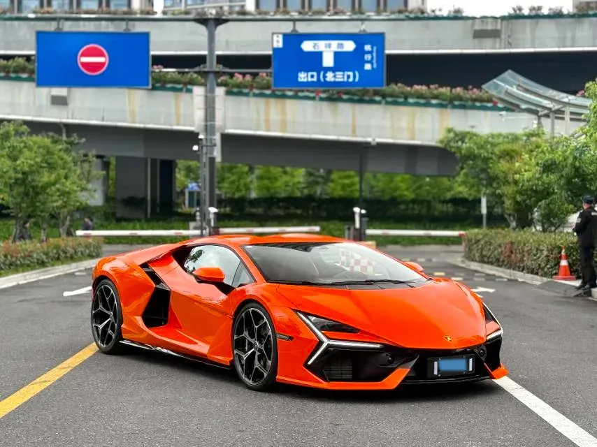 2023 Lamborghini Revuelto 6.5L 826HP V12 8DCT PHEV 3.8KWH,autocango,china used car exporter,china ev exporter,chinese used car exporter,chinese used ev exporter