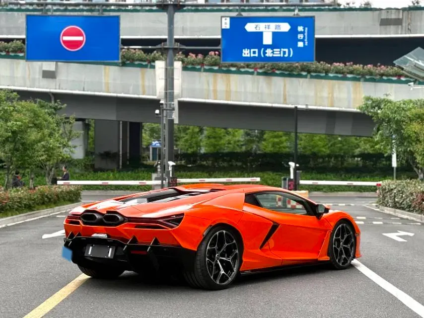2023 Lamborghini Revuelto 6.5L 826HP V12 8DCT PHEV 3.8KWH,autocango,china used car exporter,china ev exporter,chinese used car exporter,chinese used ev exporter