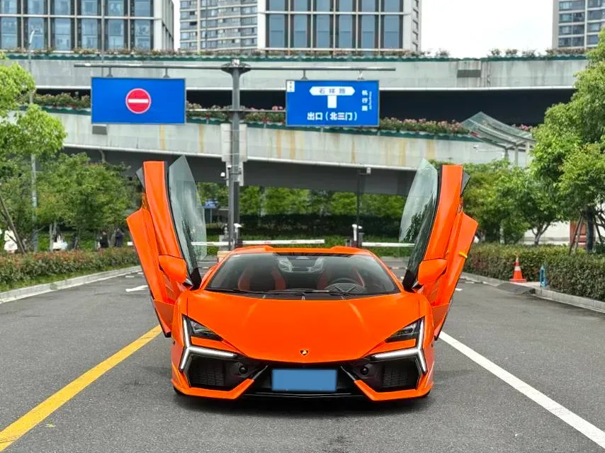 2023 Lamborghini Revuelto 6.5L 826HP V12 8DCT PHEV 3.8KWH,autocango,china used car exporter,china ev exporter,chinese used car exporter,chinese used ev exporter