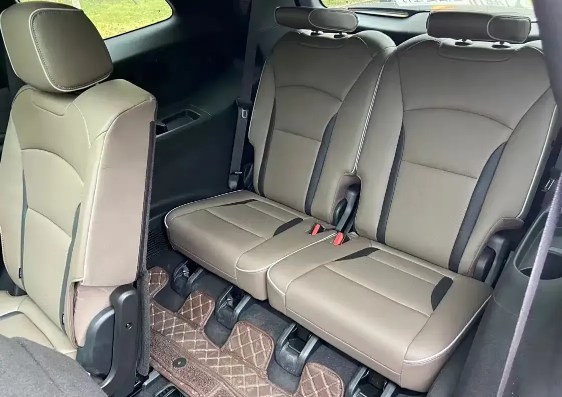 2022 Buick Enclave 2.0T 237HP L4 9AT,autocango,china used car exporter,china ev exporter,chinese used car exporter,chinese used ev exporter