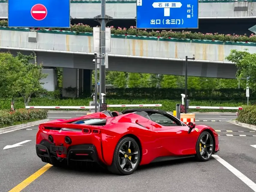 2021 Ferrari SF90 3.9T 781HP V8 8DCT PHEV 7.9KWH,autocango,china used car exporter,china ev exporter,chinese used car exporter,chinese used ev exporter