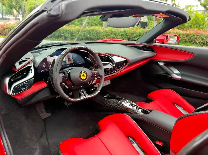 2021 Ferrari SF90 3.9T 781HP V8 8DCT PHEV 7.9KWH,autocango,china used car exporter,china ev exporter,chinese used car exporter,chinese used ev exporter