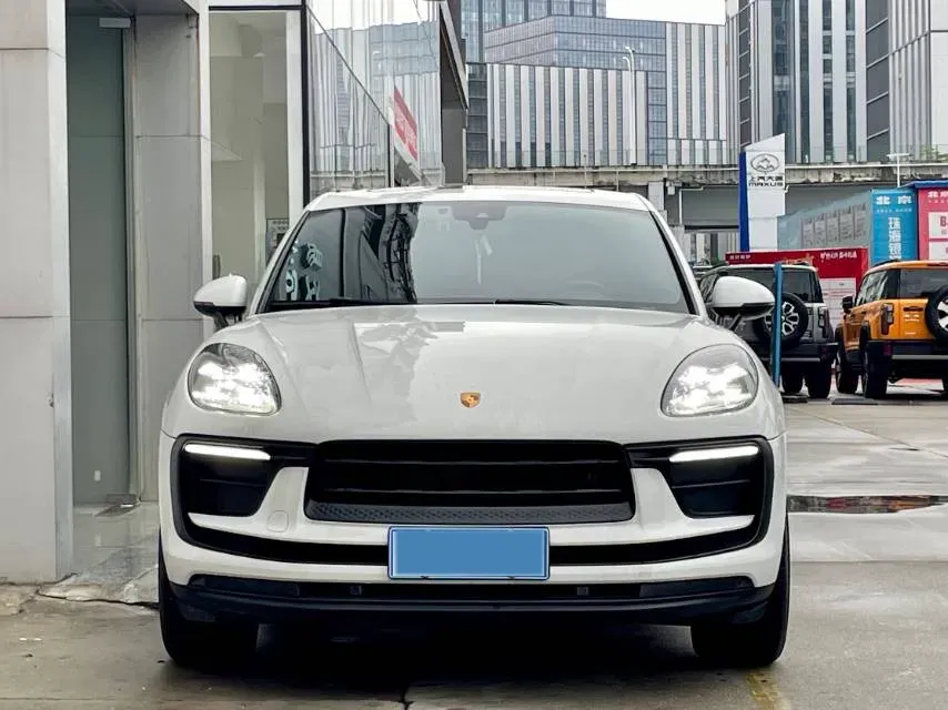 2023 Porsche Macan 2.0T 265HP L4 7DCT,autocango,china used car exporter,china ev exporter,chinese used car exporter,chinese used ev exporter