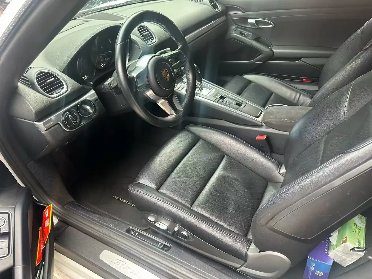 2018 Porsche 718 2.0T 250HP H4 7DCT,autocango,china used car exporter,china ev exporter,chinese used car exporter,chinese used ev exporter