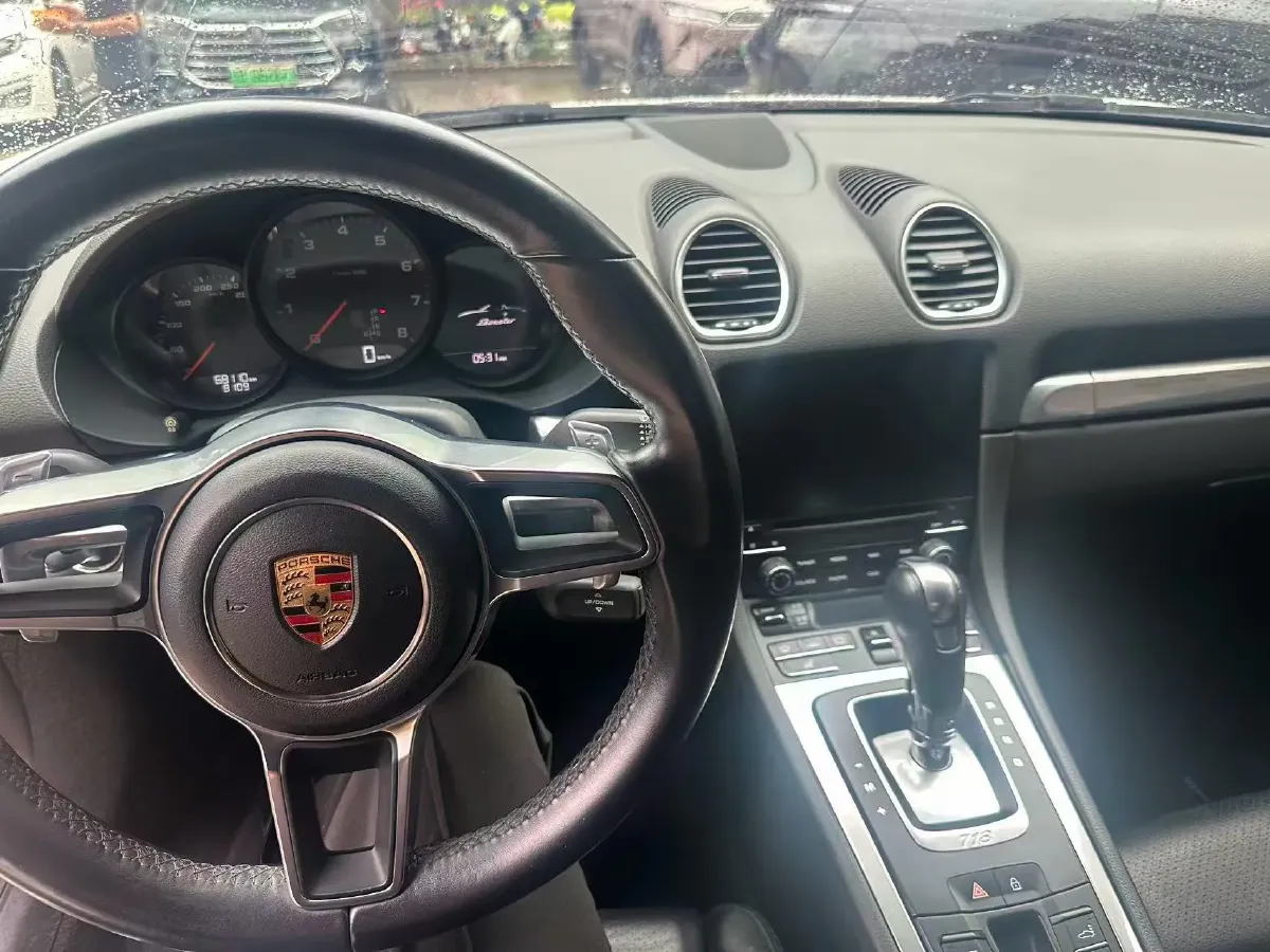 2018 Porsche 718 2.0T 250HP H4 7DCT,autocango,china used car exporter,china ev exporter,chinese used car exporter,chinese used ev exporter