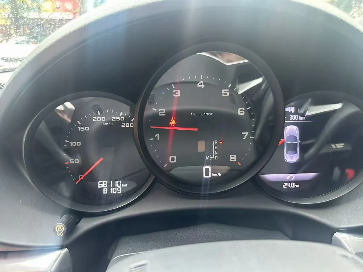 2018 Porsche 718 2.0T 250HP H4 7DCT,autocango,china used car exporter,china ev exporter,chinese used car exporter,chinese used ev exporter