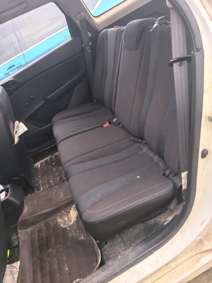 2017 BaoJun 310W 1.2L 82HP L4 6MT,autocango,china used car exporter,china ev exporter,chinese used car exporter,chinese used ev exporter