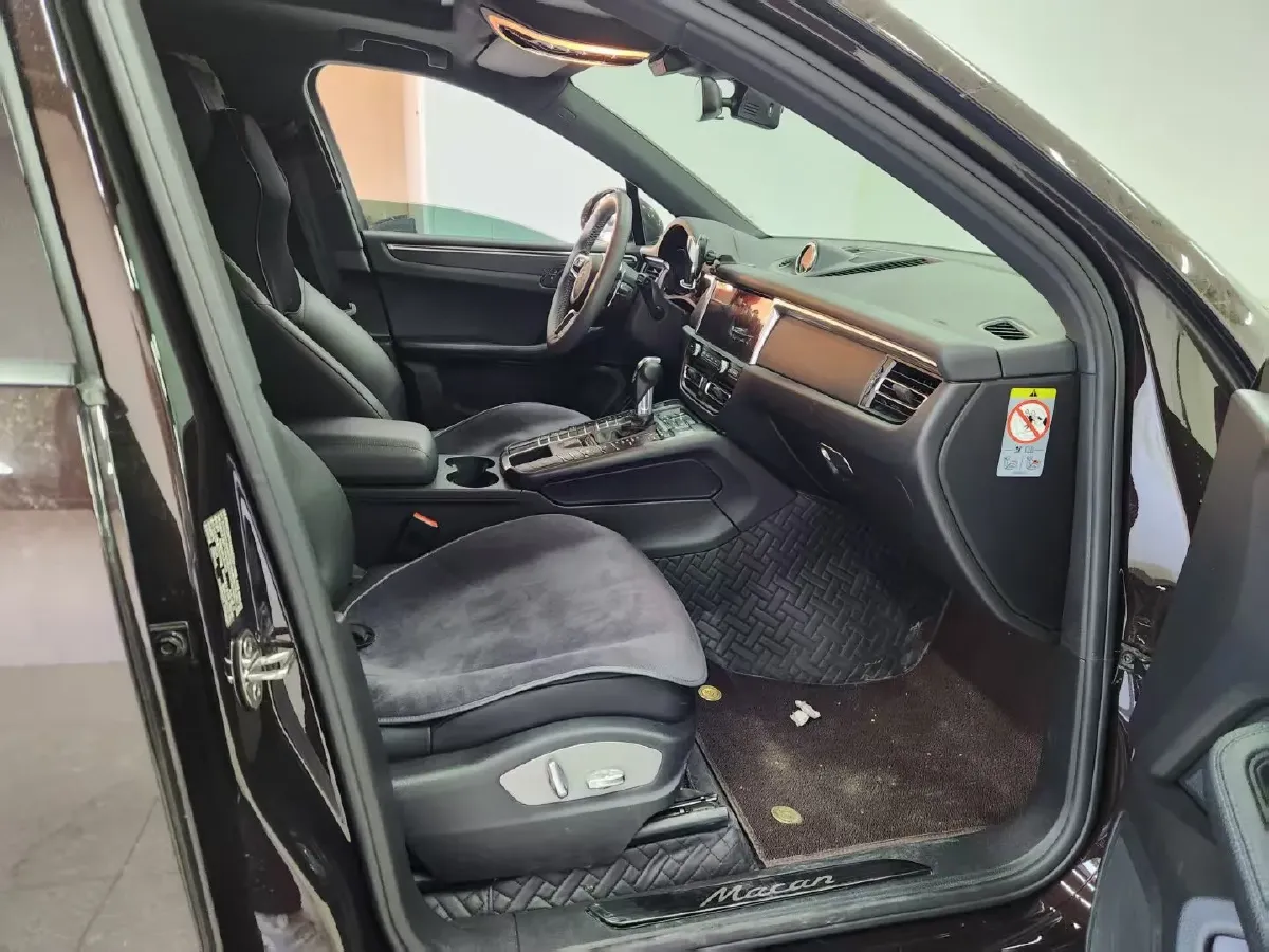 2018 Porsche Macan 2.0T 252HP L4 7DCT,autocango,china used car exporter,china ev exporter,chinese used car exporter,chinese used ev exporter