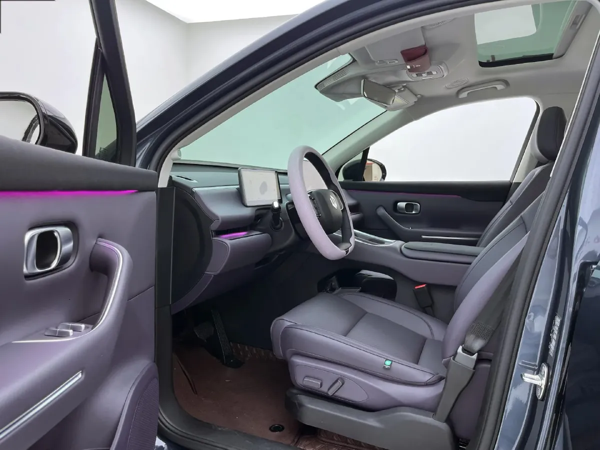 2026 Leapmotor C16 REEV 95HP REEV,autocango,china used car exporter,china ev exporter,chinese used car exporter,chinese used ev exporter