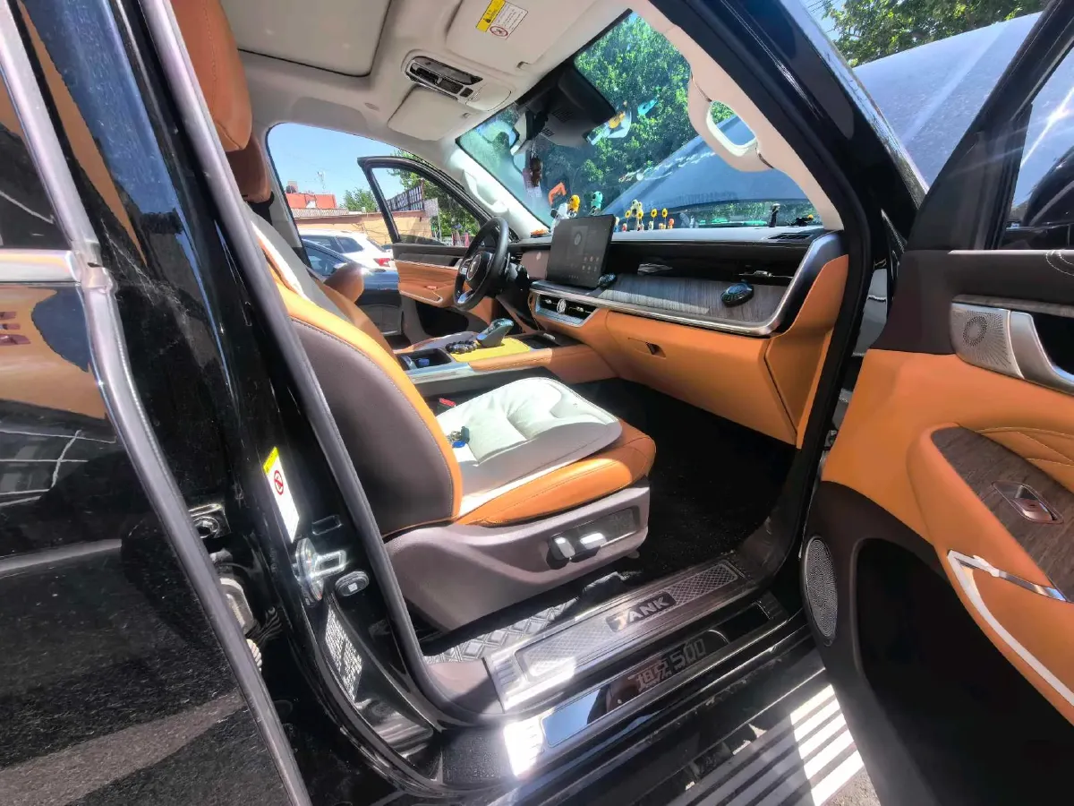2023 Tank 500 2.0T 252HP L4 9AT PHEV 37.1KWH,autocango,china used car exporter,china ev exporter,chinese used car exporter,chinese used ev exporter