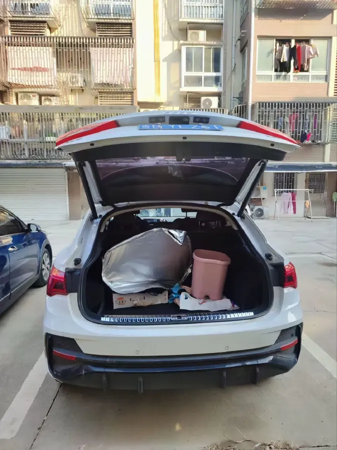 2022 Audi Q3 Sportback 2.0T 186HP L4 7DCT,autocango,china used car exporter,china ev exporter,chinese used car exporter,chinese used ev exporter