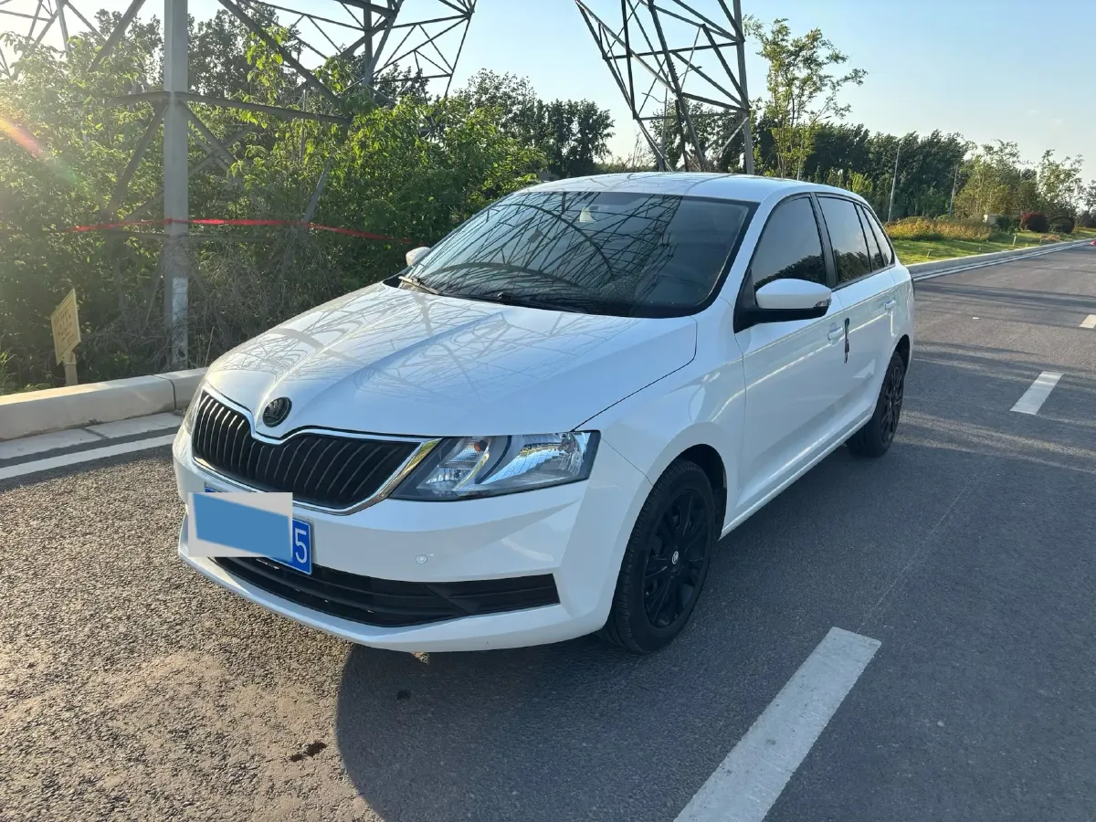 2019 Skoda Rapid Spaceback 1.5L 110HP L4 6AT,autocango,china used car exporter,china ev exporter,chinese used car exporter,chinese used ev exporter