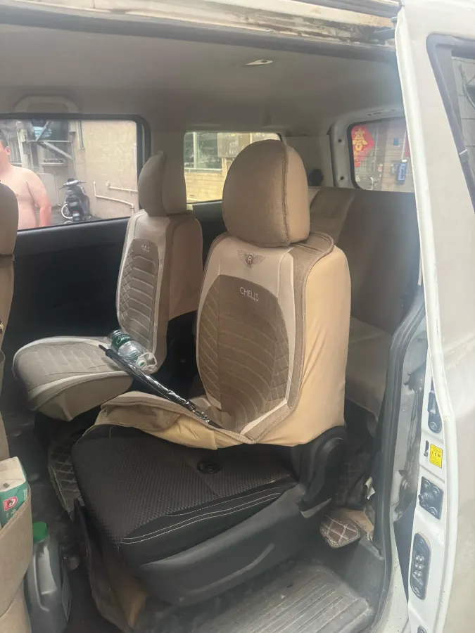 2020 Yema SiPaiKa 1.5L 109HP L4 5MT,autocango,china used car exporter,china ev exporter,chinese used car exporter,chinese used ev exporter