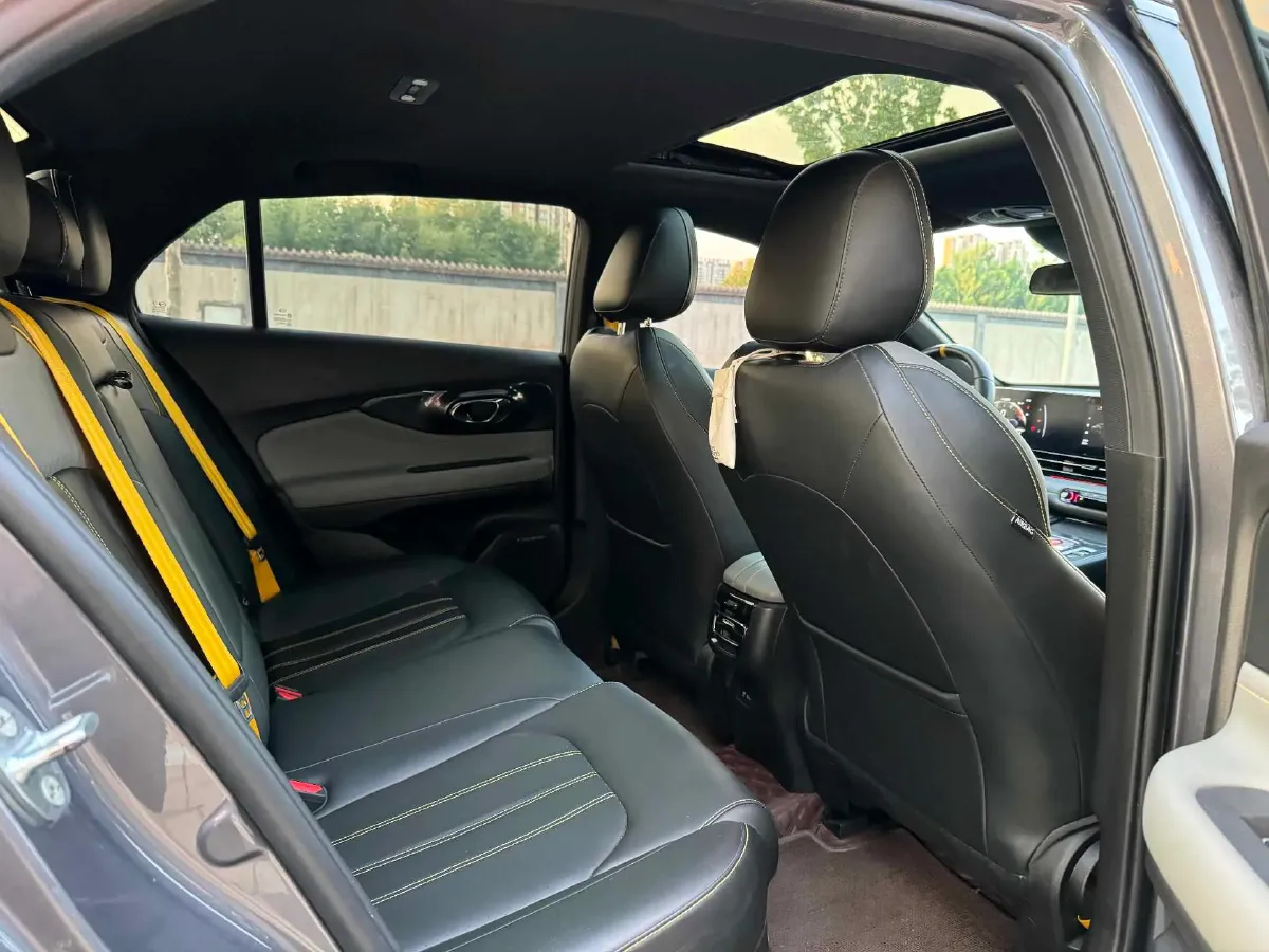 2021 GAC Trumpchi Empow 1.5T 177HP L4 7DCT,autocango,china used car exporter,china ev exporter,chinese used car exporter,chinese used ev exporter