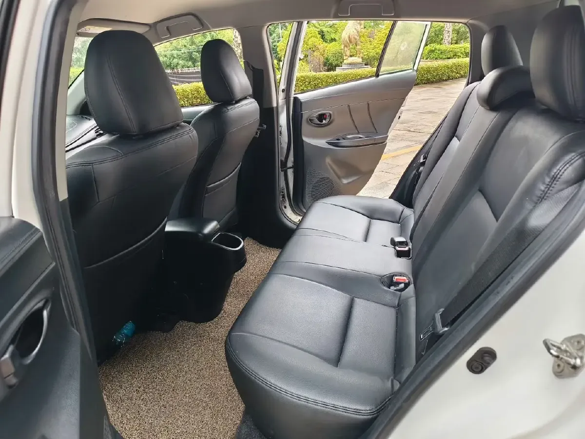 2017 Toyota Yaris L 1.5L 107HP L4 CVT,autocango,china used car exporter,china ev exporter,chinese used car exporter,chinese used ev exporter