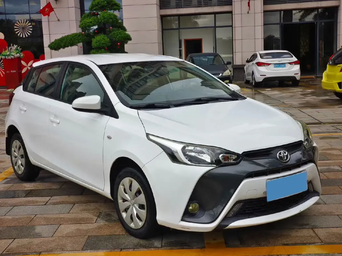 2017 Toyota Yaris L 1.5L 107HP L4 CVT,autocango,china used car exporter,china ev exporter,chinese used car exporter,chinese used ev exporter