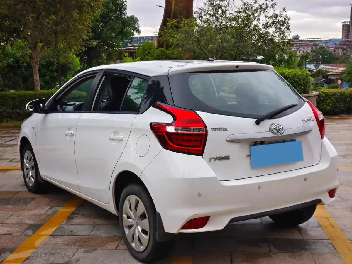 2017 Toyota Yaris L 1.5L 107HP L4 CVT,autocango,china used car exporter,china ev exporter,chinese used car exporter,chinese used ev exporter