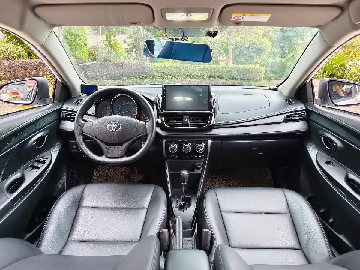 2017 Toyota Yaris L 1.5L 107HP L4 CVT,autocango,china used car exporter,china ev exporter,chinese used car exporter,chinese used ev exporter
